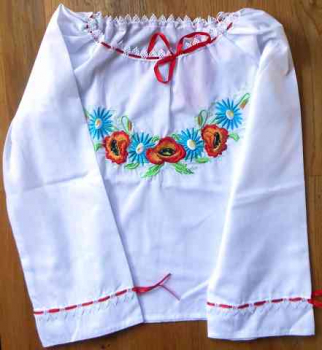 CD122_02 Ukrainian embroidered blouse Size 122